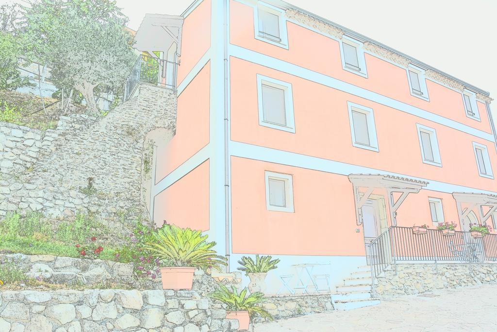 פאולה B&B La Casa Rossa מראה חיצוני תמונה