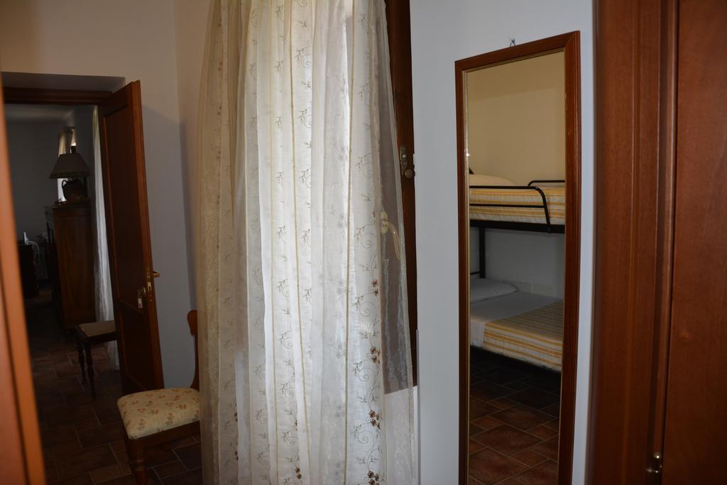 פאולה B&B La Casa Rossa מראה חיצוני תמונה